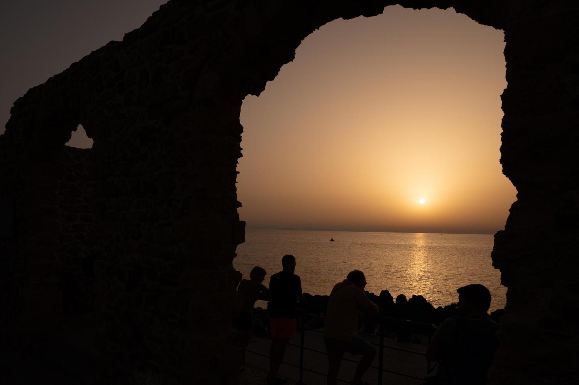 Casa Vacanze Tramonto Alla Marina Cefalu Luaran gambar