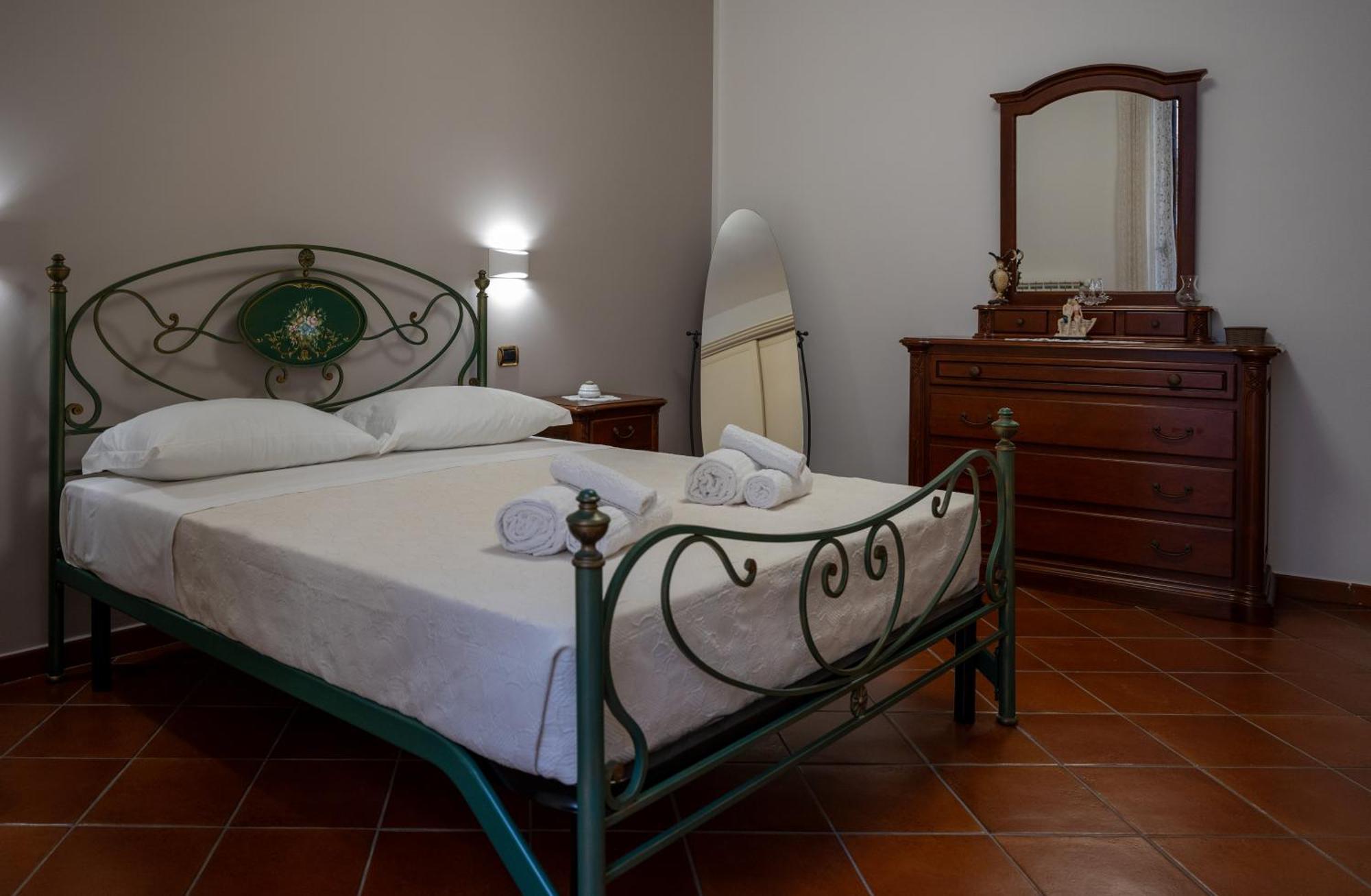 Casa Vacanze Tramonto Alla Marina Cefalu Luaran gambar